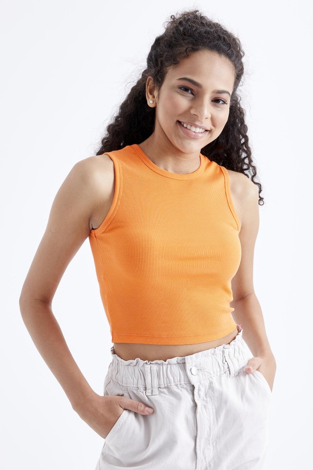 Tommy Life Oranj Basic Kolsuz O Yaka Kadın Crop Top Atlet - 97204. 2