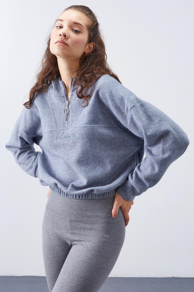 Tommy Life Petrol Kapüşonlu Yarım Fermuar Selanik Kadın Oversize Triko Crop Top Sweathirt - 97193. 1 Tommy Life Petrol Kapüşonlu Yarım Fermuar Selanik Kadın Oversize Triko Crop Top Sweathirt - 97193. 1