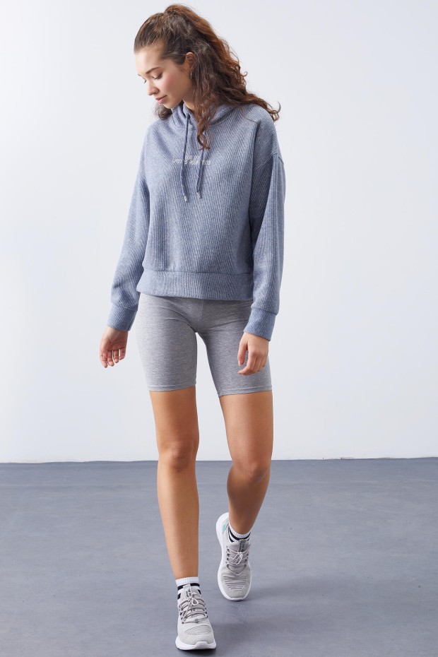 Tommy Life Petrol Kapüşonlu Yazı Nakışlı Selanik Kadın Oversize Sweatshirt - 97192. 1 Tommy Life Petrol Kapüşonlu Yazı Nakışlı Selanik Kadın Oversize Sweatshirt - 97192. 1