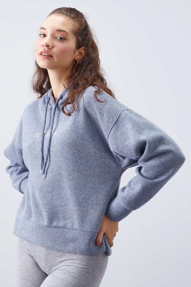 Tommy Life Petrol Kapüşonlu Yazı Nakışlı Selanik Kadın Oversize Sweatshirt - 97192. 6 Tommy Life Petrol Kapüşonlu Yazı Nakışlı Selanik Kadın Oversize Sweatshirt - 97192. 6