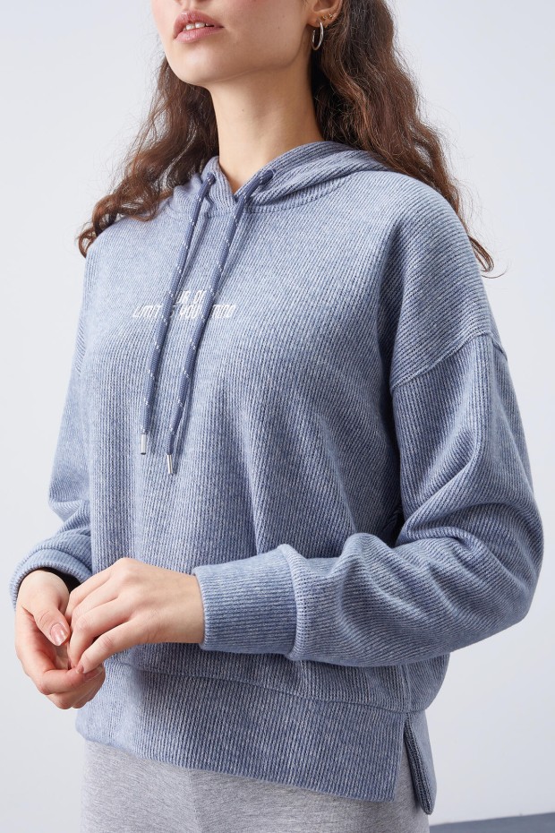 Tommy Life Petrol Kapüşonlu Yazı Nakışlı Selanik Kadın Oversize Sweatshirt - 97192. 8 Tommy Life Petrol Kapüşonlu Yazı Nakışlı Selanik Kadın Oversize Sweatshirt - 97192. 8