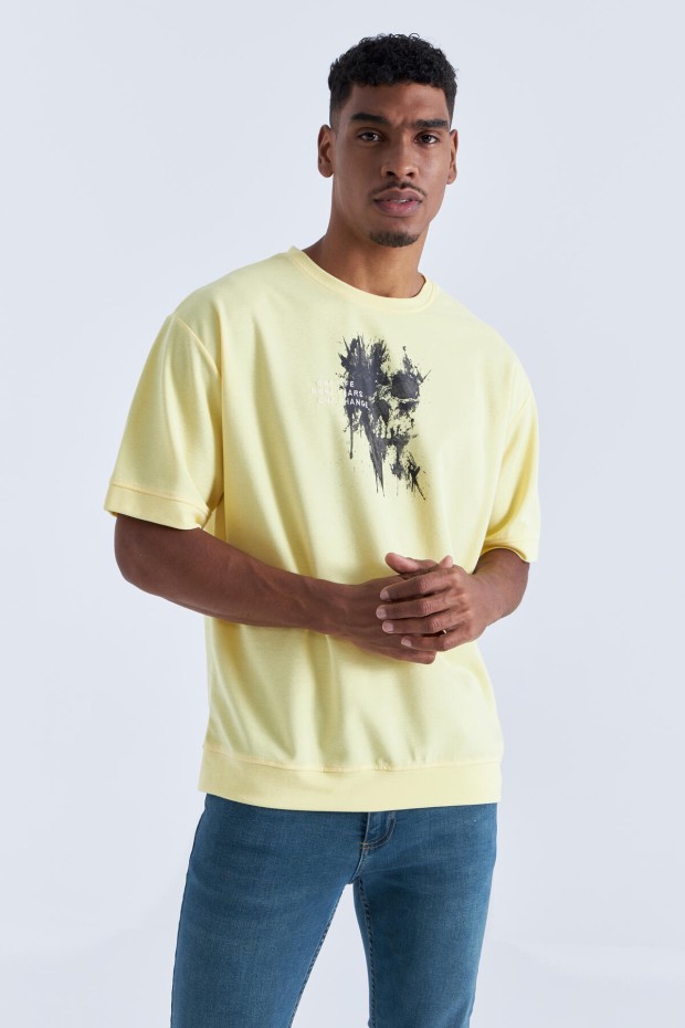 Tommy Life Sarı Baskılı Yazı Nakışlı O Yaka Erkek Oversize T-Shirt - 88105. 1