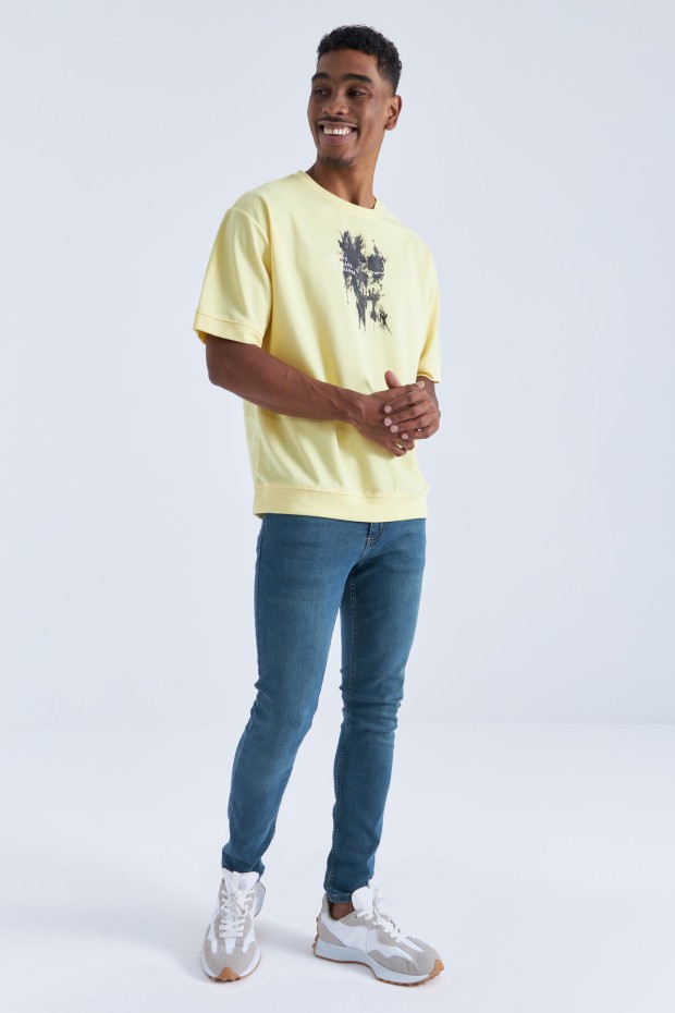 Tommy Life Sarı Baskılı Yazı Nakışlı O Yaka Erkek Oversize T-Shirt - 88105. 7 Tommy Life Sarı Baskılı Yazı Nakışlı O Yaka Erkek Oversize T-Shirt - 88105. 7