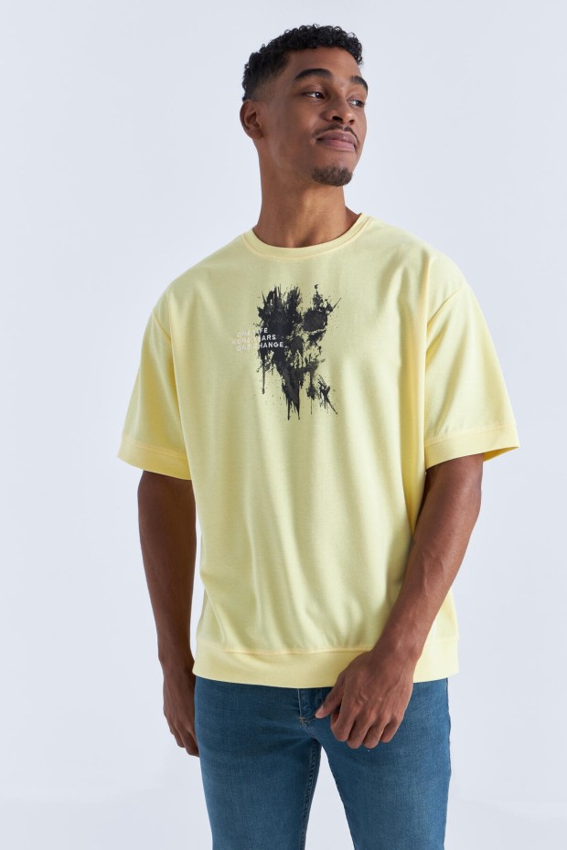 Tommy Life Sarı Baskılı Yazı Nakışlı O Yaka Erkek Oversize T-Shirt - 88105. 5 Tommy Life Sarı Baskılı Yazı Nakışlı O Yaka Erkek Oversize T-Shirt - 88105. 5