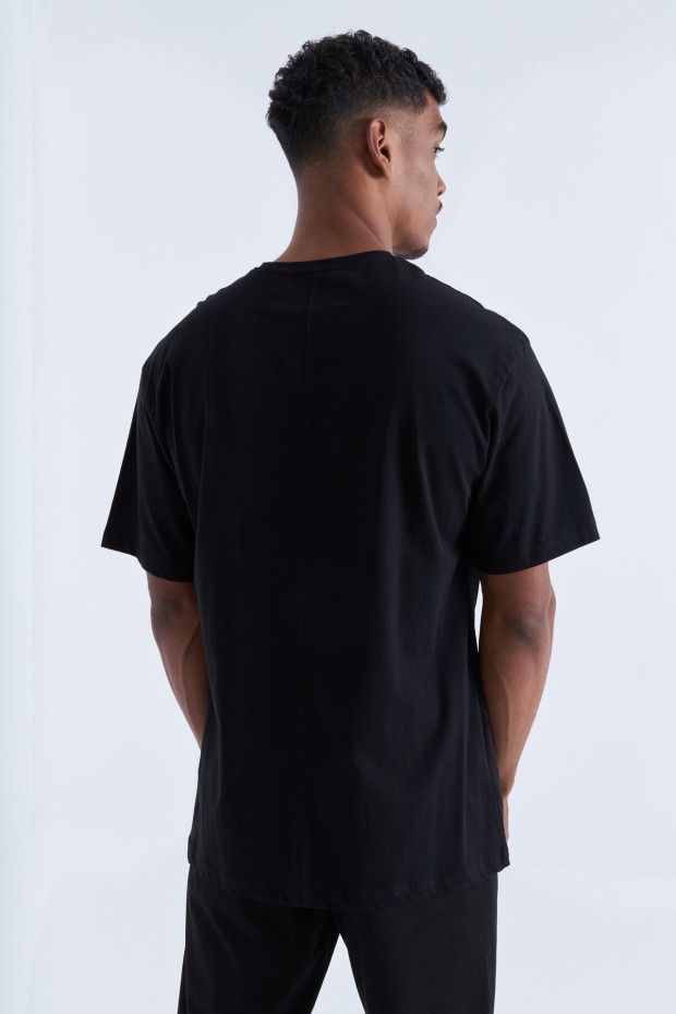 Tommy Life Siyah Baskı Detaylı O Yaka Erkek Oversize T-Shirt - 88093. 5 Tommy Life Siyah Baskı Detaylı O Yaka Erkek Oversize T-Shirt - 88093. 5