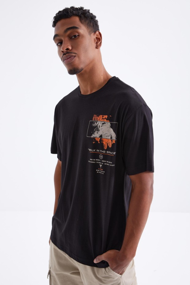 Tommy Life Siyah Baskı Detaylı O Yaka Erkek Oversize T-Shirt - 88099. 8