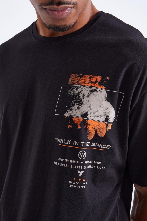 Tommy Life Siyah Baskı Detaylı O Yaka Erkek Oversize T-Shirt - 88099. 4