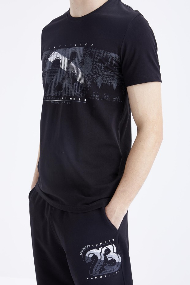 Tommy Life Siyah Baskı Detaylı O Yaka Standart Kalıp Bermuda Erkek Şort Takım - 85171. 4 Tommy Life Siyah Baskı Detaylı O Yaka Standart Kalıp Bermuda Erkek Şort Takım - 85171. 4
