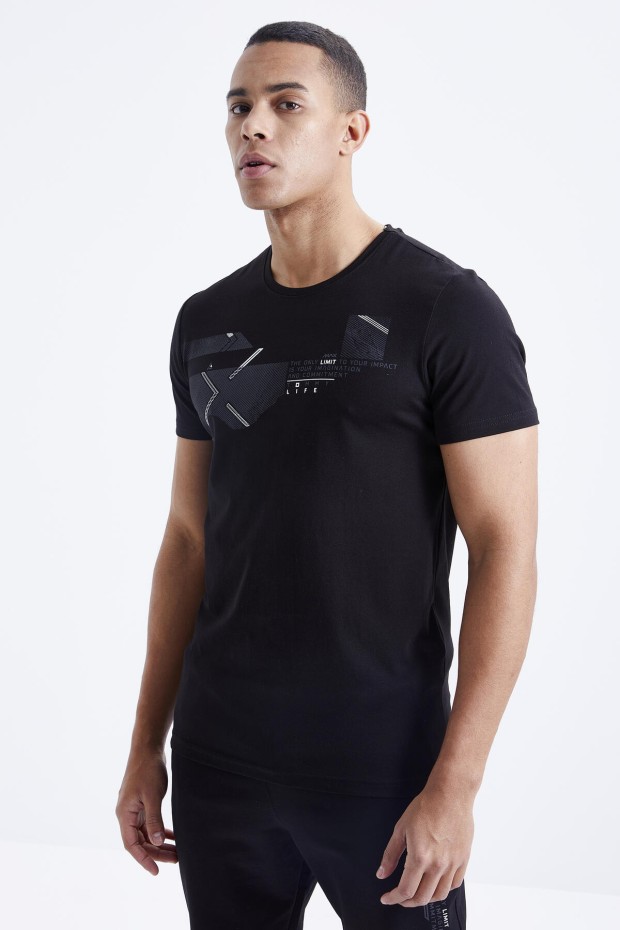 Tommy Life Siyah Baskı Detaylı O Yaka Standart Kalıp Manşetli Erkek Eşofman Takım - 85174. 8 Tommy Life Siyah Baskı Detaylı O Yaka Standart Kalıp Manşetli Erkek Eşofman Takım - 85174. 8