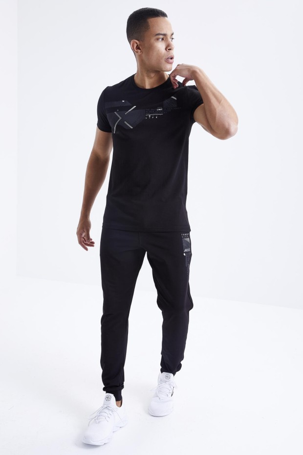 Tommy Life Siyah Baskı Detaylı O Yaka Standart Kalıp Manşetli Erkek Eşofman Takım - 85174. 6 Tommy Life Siyah Baskı Detaylı O Yaka Standart Kalıp Manşetli Erkek Eşofman Takım - 85174. 6