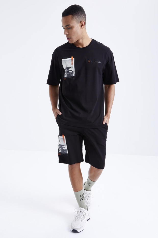 Tommy Life Siyah Baskılı O Yaka Oversize Bermuda Erkek Şort Takım - 85165. 3 Tommy Life Siyah Baskılı O Yaka Oversize Bermuda Erkek Şort Takım - 85165. 3