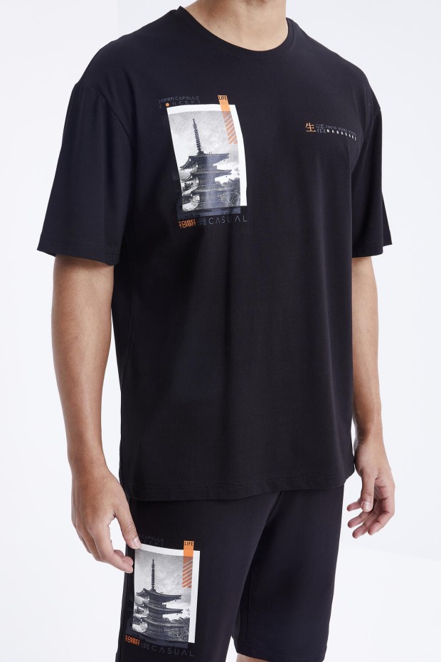 Tommy Life Siyah Baskılı O Yaka Oversize Bermuda Erkek Şort Takım - 85165. 5 Tommy Life Siyah Baskılı O Yaka Oversize Bermuda Erkek Şort Takım - 85165. 5