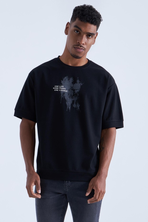 Tommy Life Siyah Baskılı Yazı Nakışlı O Yaka Erkek Oversize T-Shirt - 88105. 7 Tommy Life Siyah Baskılı Yazı Nakışlı O Yaka Erkek Oversize T-Shirt - 88105. 7