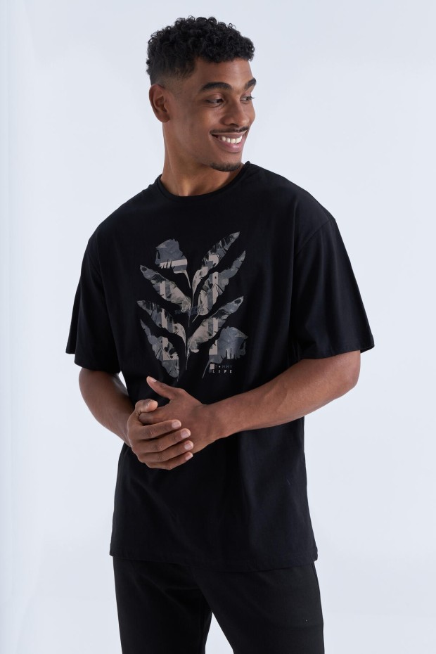Tommy Life Siyah Büyük Baskılı O Yaka Erkek Oversize T-Shirt - 88092. 1 Tommy Life Siyah Büyük Baskılı O Yaka Erkek Oversize T-Shirt - 88092. 1