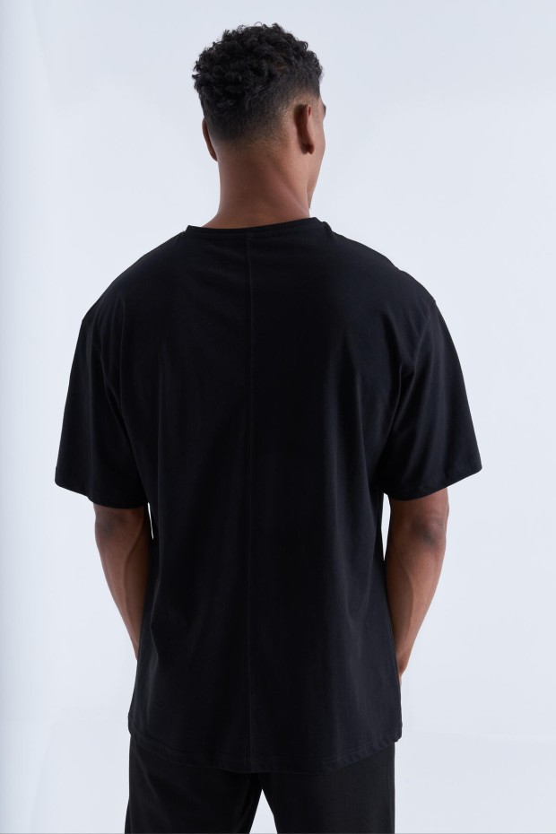 Tommy Life Siyah Büyük Baskılı O Yaka Erkek Oversize T-Shirt - 88092. 5 Tommy Life Siyah Büyük Baskılı O Yaka Erkek Oversize T-Shirt - 88092. 5