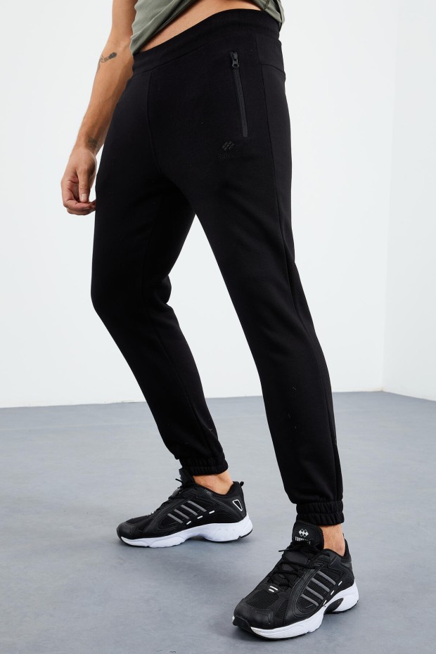 Tommy Life Siyah Fermuar Cepli Jogger Rahat Form Erkek Eşofman Alt - 84856. 6 Tommy Life Siyah Fermuar Cepli Jogger Rahat Form Erkek Eşofman Alt - 84856. 6