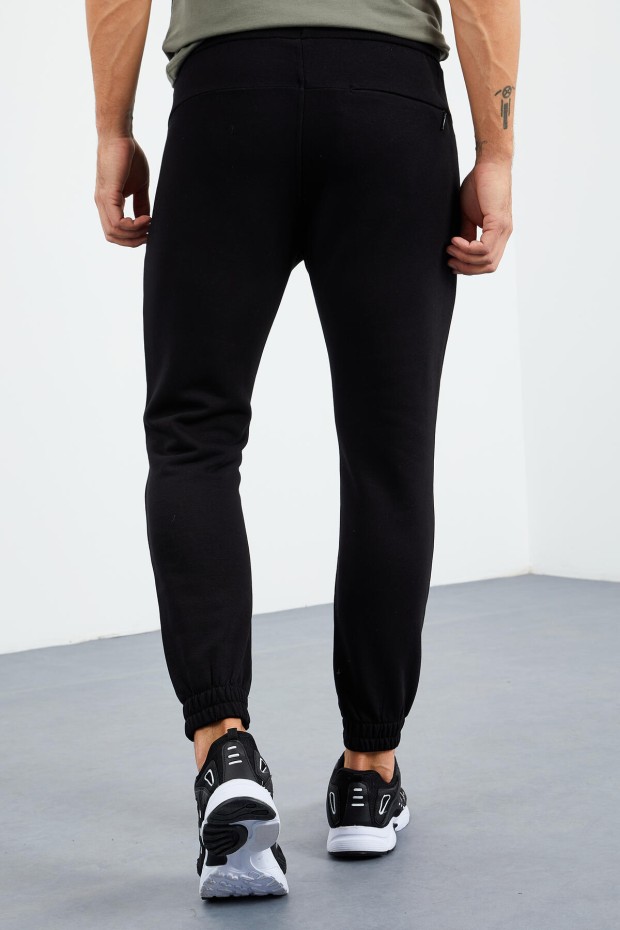Tommy Life Siyah Fermuar Cepli Jogger Rahat Form Erkek Eşofman Alt - 84856. 8 Tommy Life Siyah Fermuar Cepli Jogger Rahat Form Erkek Eşofman Alt - 84856. 8