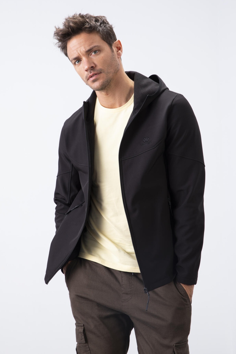 Tommy Life Siyah Fermuarlı Kapüşonlu Su ve Rüzgar Geçirmez Softshell Erkek Mont - 88051. 1 Tommy Life Siyah Fermuarlı Kapüşonlu Su ve Rüzgar Geçirmez Softshell Erkek Mont - 88051. 1