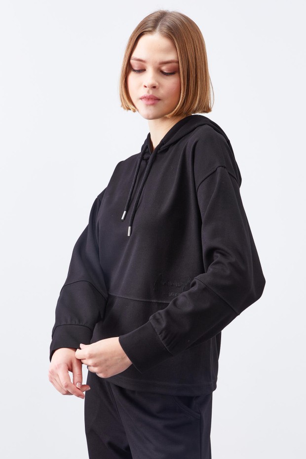 Tommy Life Siyah Kapüşonlu Nakış Detaylı Klasik Paça Kadın Oversize Eşofman Takımı - 95310. 1 Tommy Life Siyah Kapüşonlu Nakış Detaylı Klasik Paça Kadın Oversize Eşofman Takımı - 95310. 1
