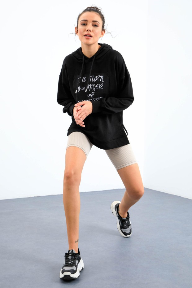 Tommy Life Siyah Yazı Dokuma Yamalı Kapüşonlu Kadın Oversize Sweatshirt - 97178. 2 Tommy Life Siyah Yazı Dokuma Yamalı Kapüşonlu Kadın Oversize Sweatshirt - 97178. 2