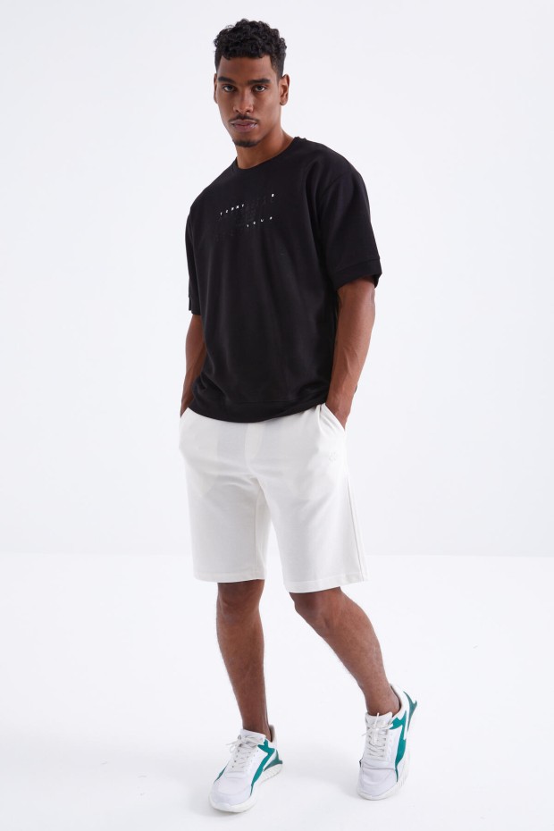 Tommy Life Siyah Küçük Yazı Nakışlı O Yaka Erkek Oversize T-Shirt - 88103. 8 Tommy Life Siyah Küçük Yazı Nakışlı O Yaka Erkek Oversize T-Shirt - 88103. 8