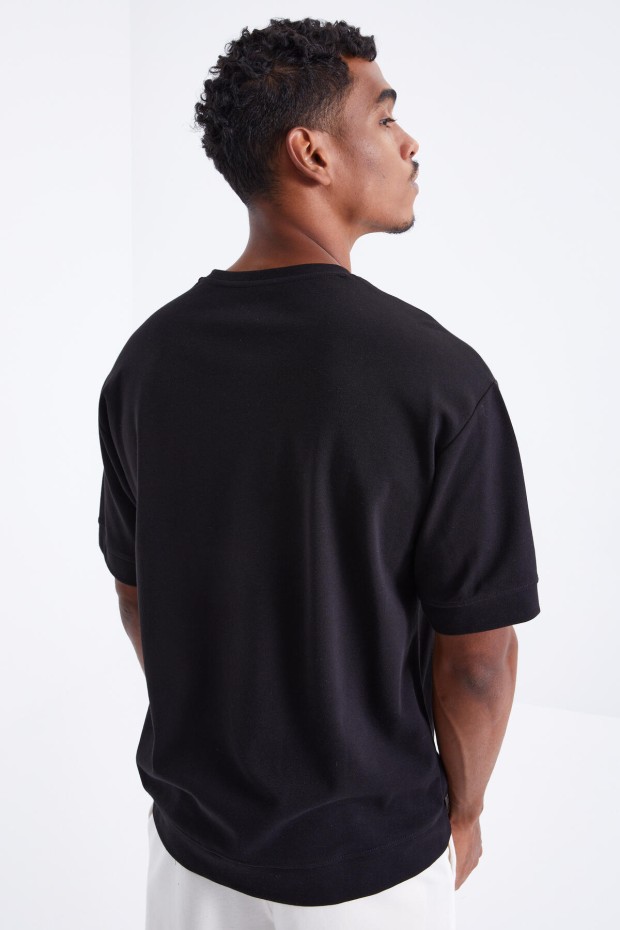 Tommy Life Siyah Küçük Yazı Nakışlı O Yaka Erkek Oversize T-Shirt - 88103. 5 Tommy Life Siyah Küçük Yazı Nakışlı O Yaka Erkek Oversize T-Shirt - 88103. 5
