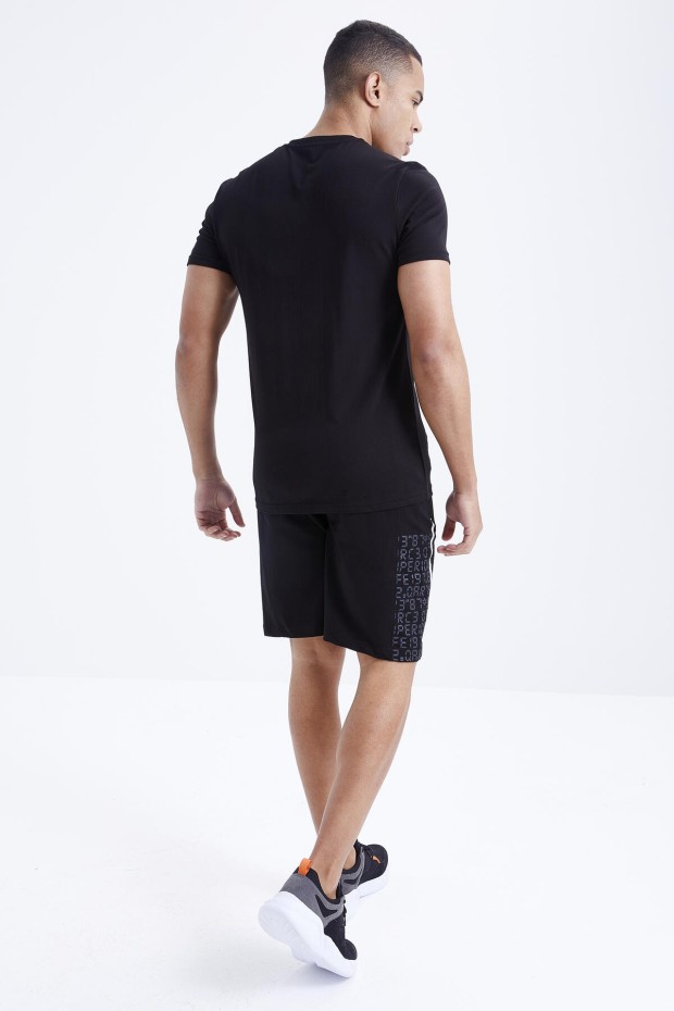 Tommy Life Siyah Yazı Baskılı O Yaka Bermuda Erkek Şort Takım - 85172. 6 Tommy Life Siyah Yazı Baskılı O Yaka Bermuda Erkek Şort Takım - 85172. 6
