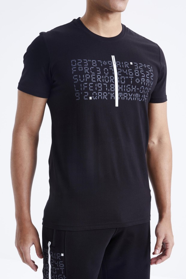 Tommy Life Siyah Yazı Baskılı O Yaka Bermuda Erkek Şort Takım - 85172. 5 Tommy Life Siyah Yazı Baskılı O Yaka Bermuda Erkek Şort Takım - 85172. 5