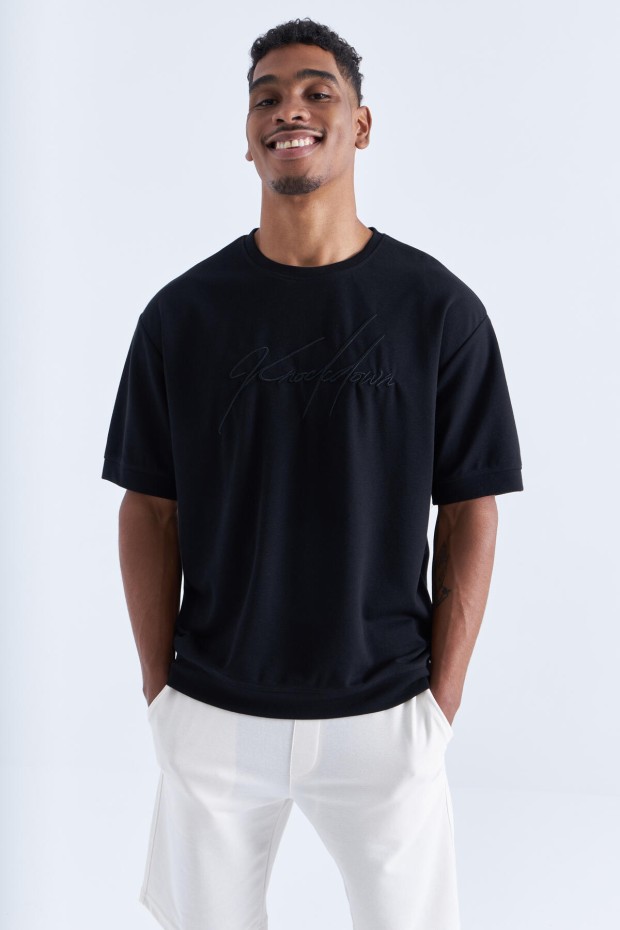 Tommy Life Siyah Yazı Nakışlı O Yaka Erkek Oversize T-Shirt - 88102. 3 Tommy Life Siyah Yazı Nakışlı O Yaka Erkek Oversize T-Shirt - 88102. 3