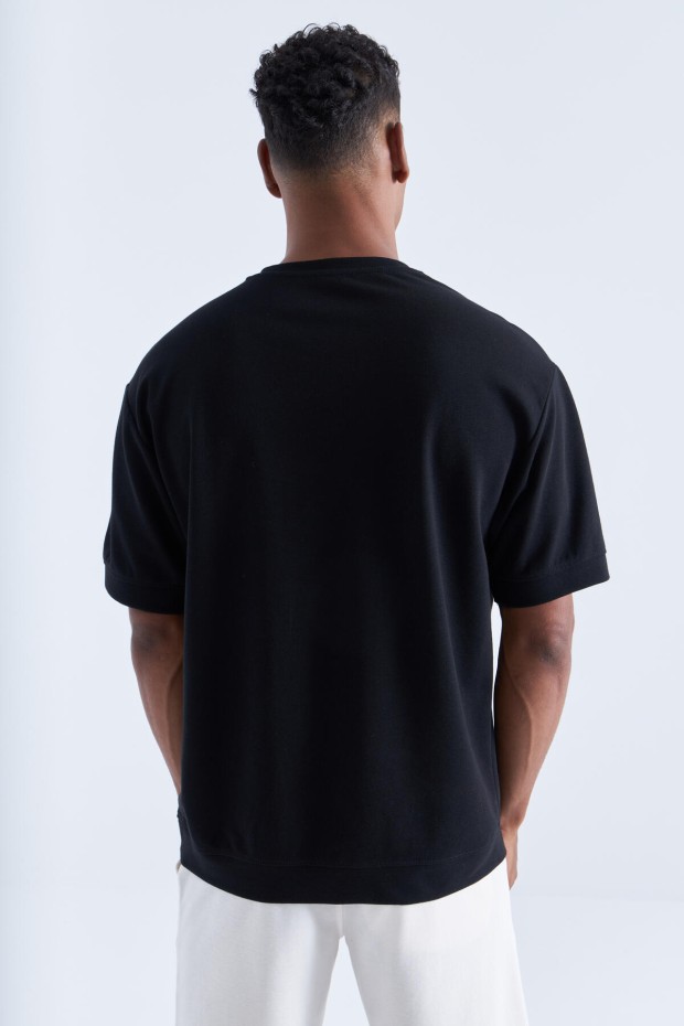 Tommy Life Siyah Yazı Nakışlı O Yaka Erkek Oversize T-Shirt - 88102. 5 Tommy Life Siyah Yazı Nakışlı O Yaka Erkek Oversize T-Shirt - 88102. 5