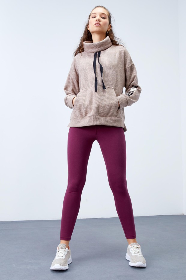 Tommy Life Toprak Büzgülü Bağcıklı Yaka Nakışlı Selanik Triko Kadın Oversize Sweatshirt - 97197. 2 Tommy Life Toprak Büzgülü Bağcıklı Yaka Nakışlı Selanik Triko Kadın Oversize Sweatshirt - 97197. 2