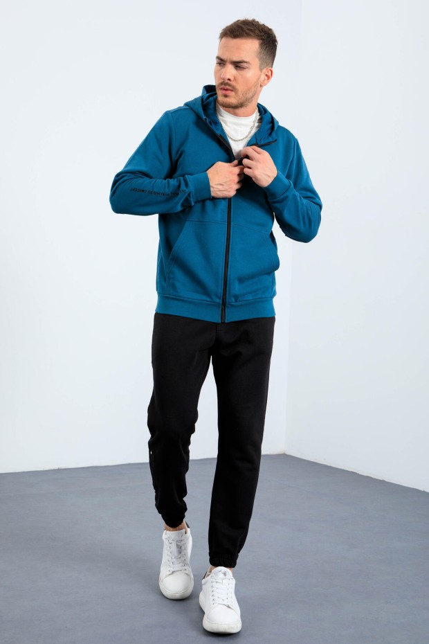 Tommy Life Zümrüt Basic Kapüşonlu Rahat Form Nakış Detaylı Fermuarlı Erkek Sweatshirt - 88035. 1 Tommy Life Zümrüt Basic Kapüşonlu Rahat Form Nakış Detaylı Fermuarlı Erkek Sweatshirt - 88035. 1